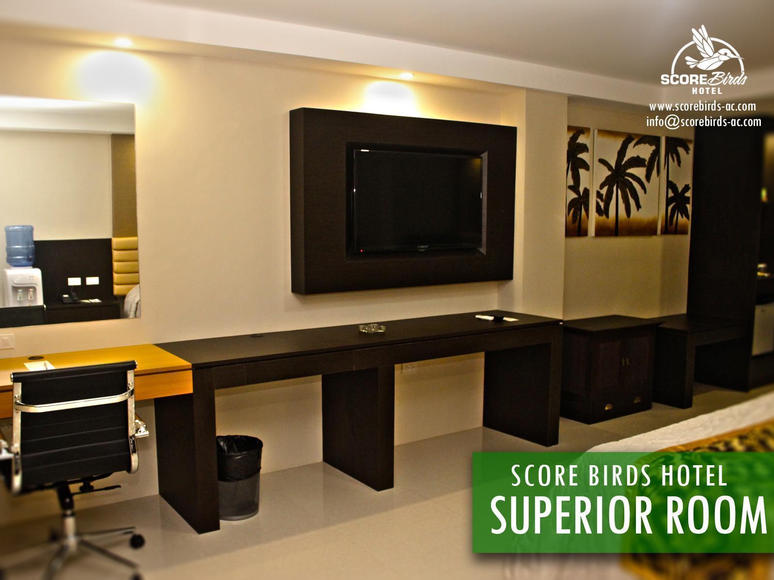 Score Birds Hotel Angeles Exteriör bild